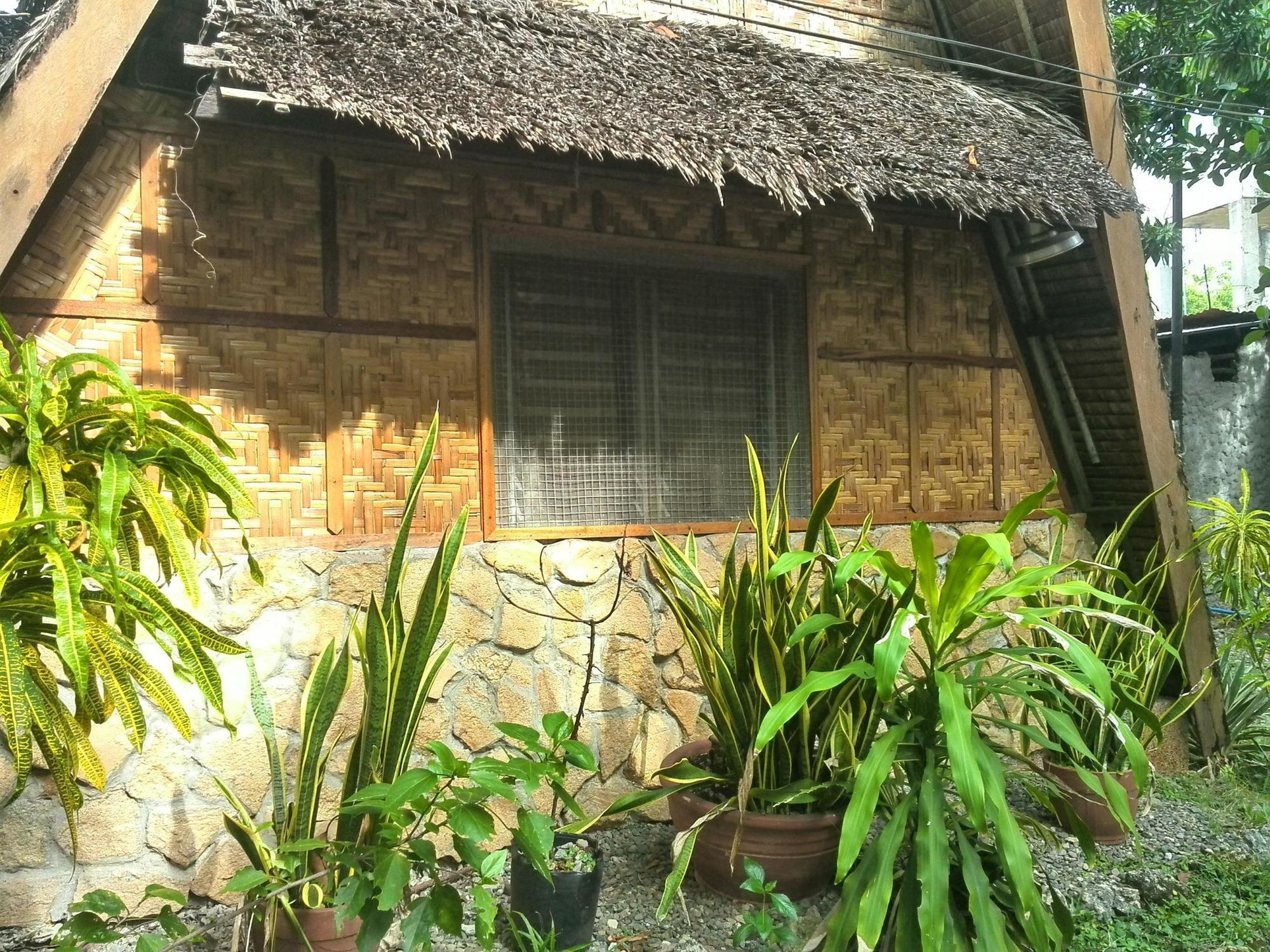 Bananaland Cottages Tawala  Esterno foto